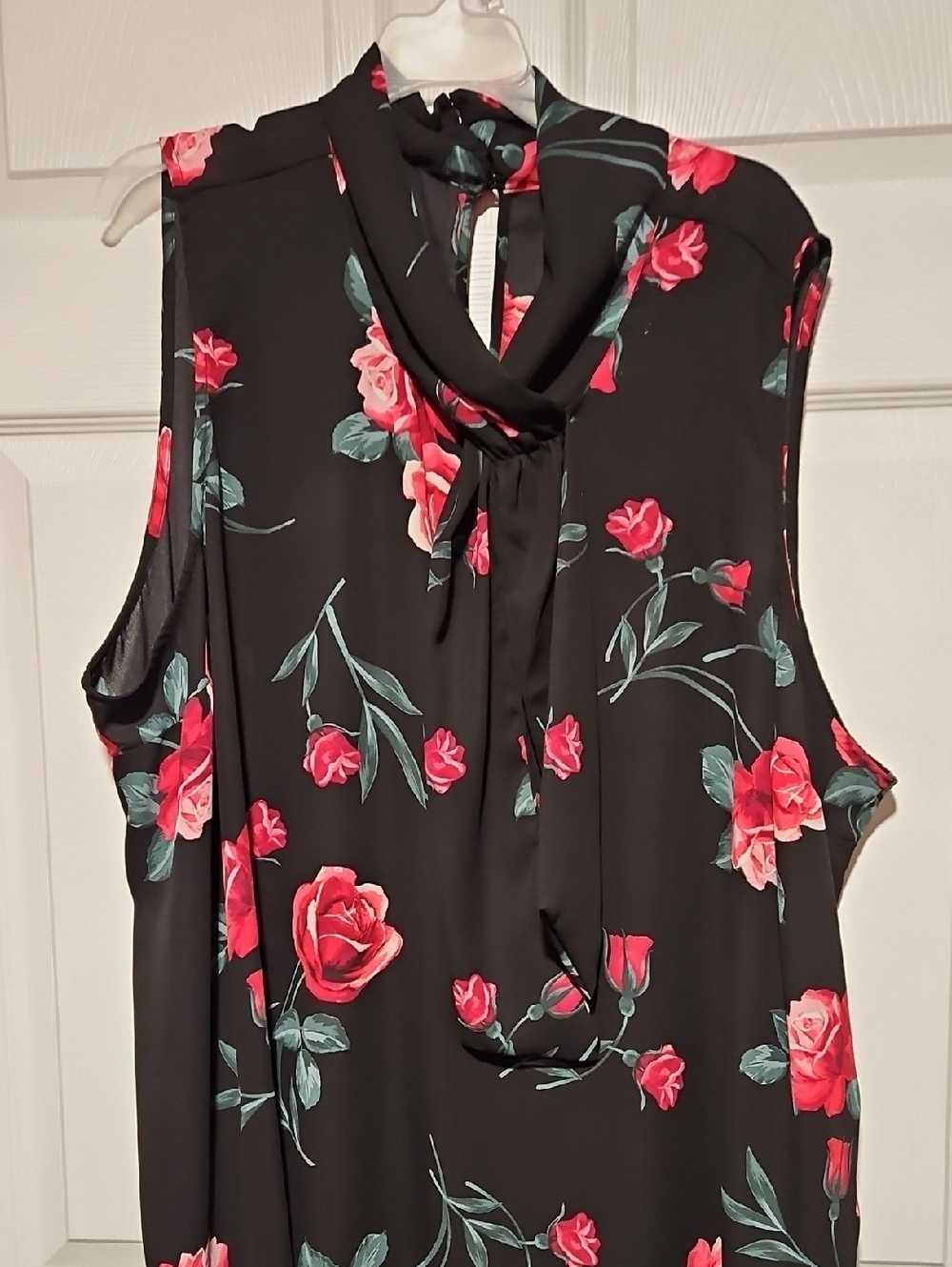 Torrid Black Floral Sleeveless Tie-Neck Blouse with Pink-Red Roses
